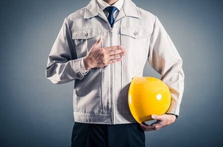 黄色ヘルメット